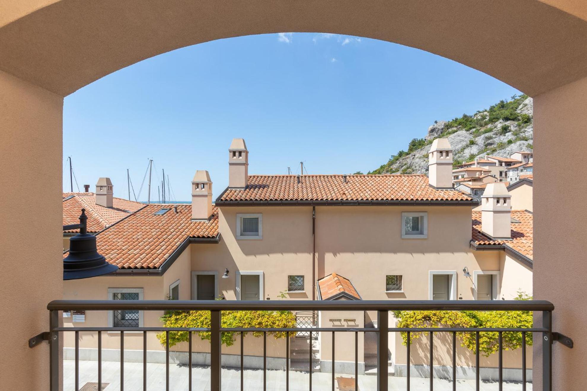 Portopiccolo Apartments Sistiana Bagian luar foto