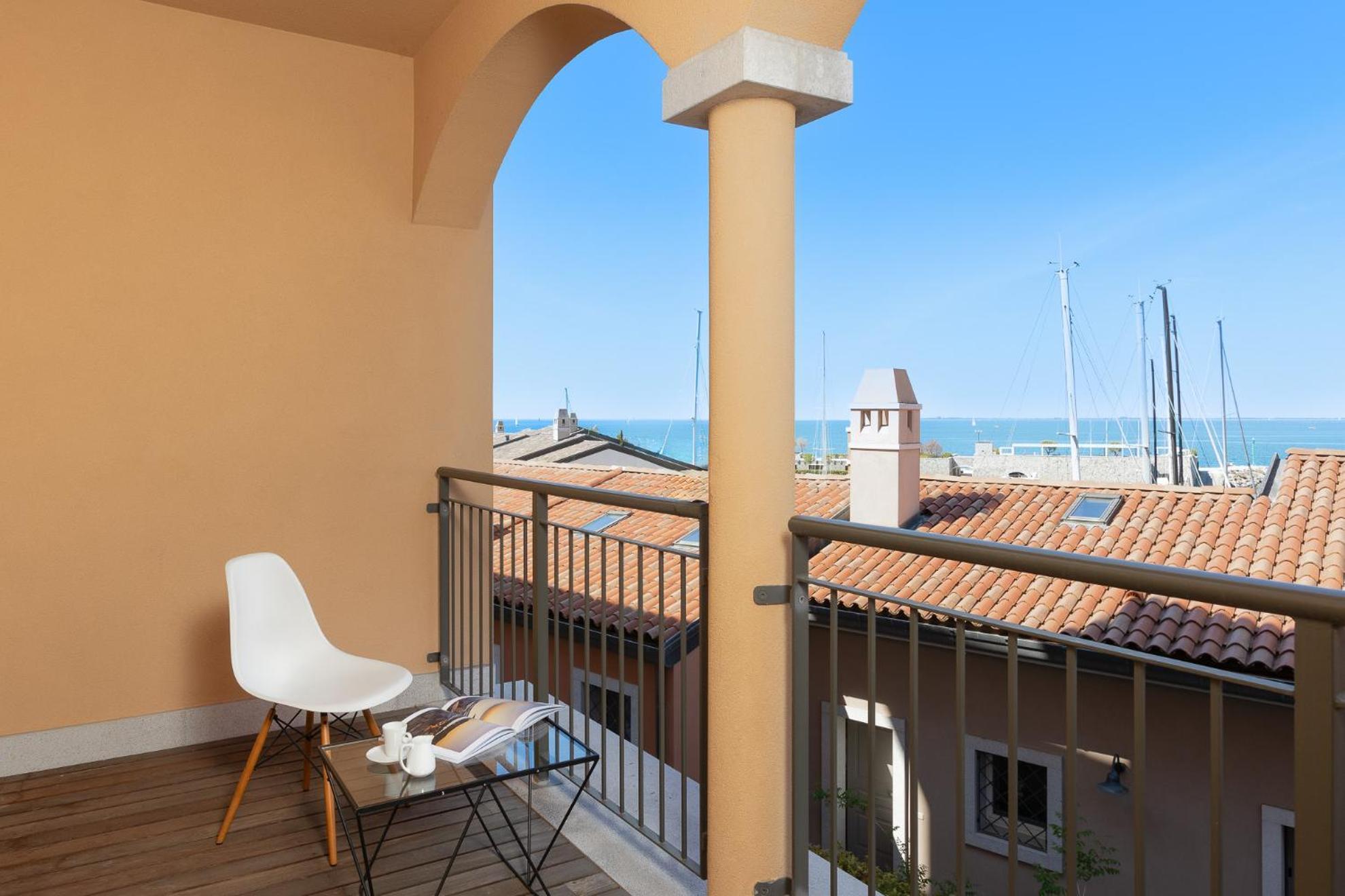 Portopiccolo Apartments Sistiana Bagian luar foto