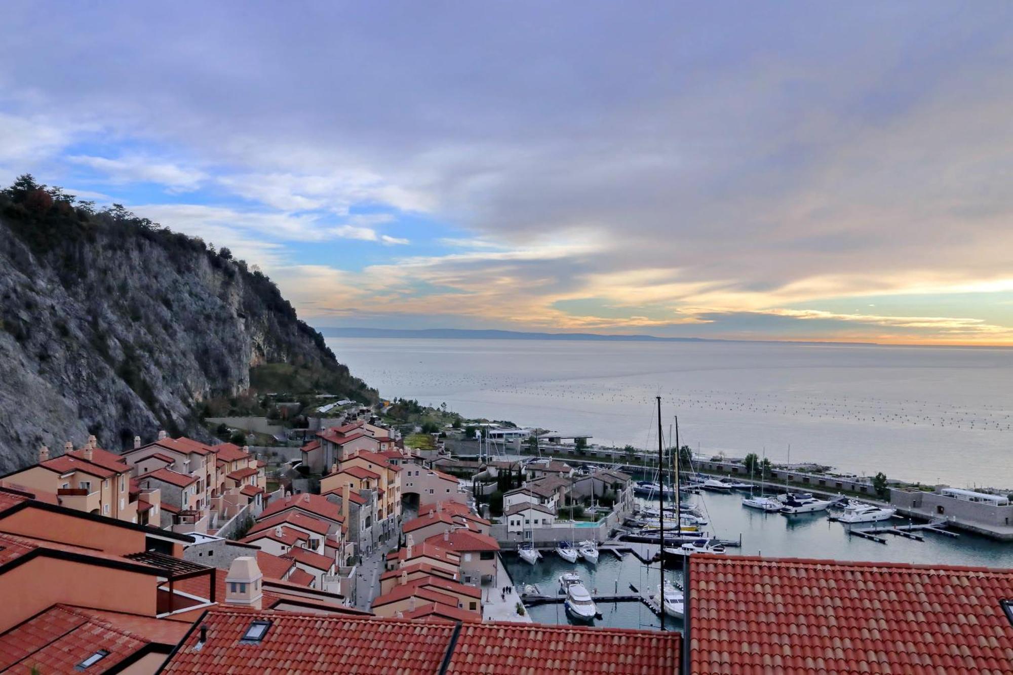 Portopiccolo Apartments Sistiana Bagian luar foto