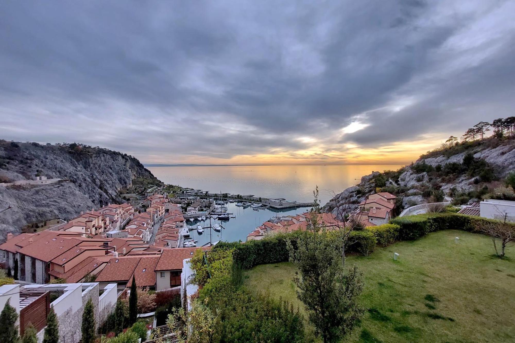 Portopiccolo Apartments Sistiana Bagian luar foto