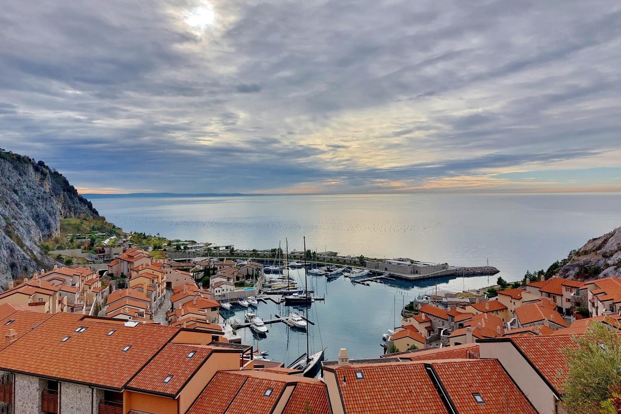 Portopiccolo Apartments Sistiana Bagian luar foto