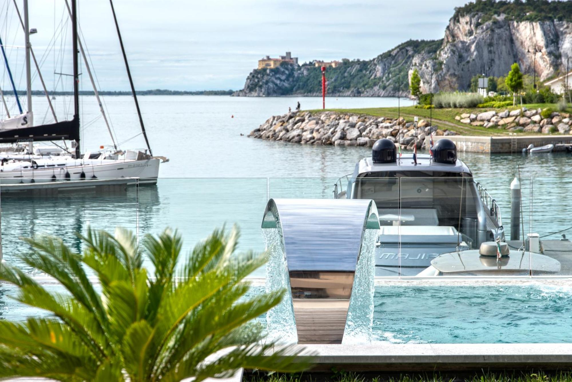 Portopiccolo Apartments Sistiana Bagian luar foto