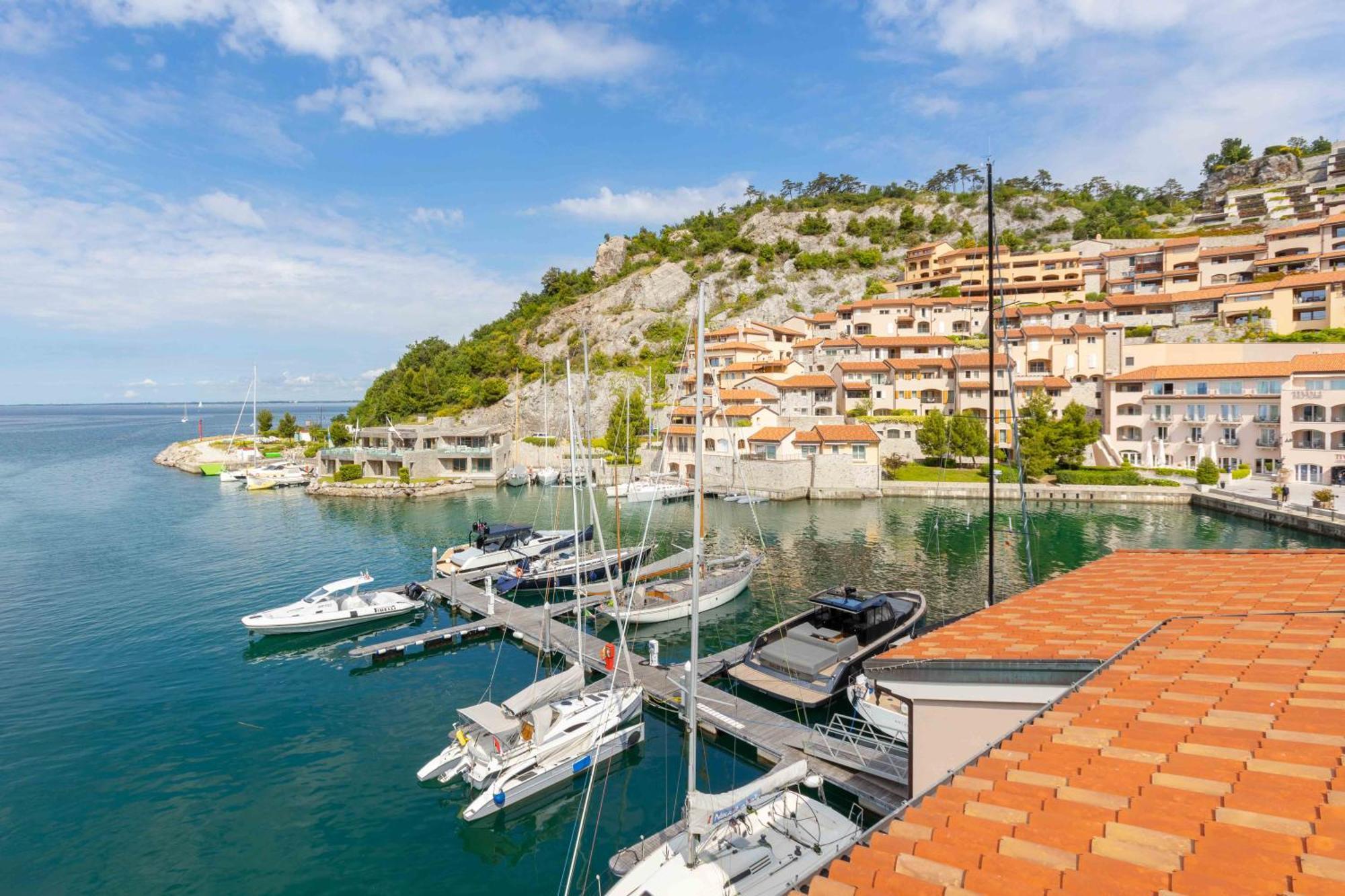 Portopiccolo Apartments Sistiana Bagian luar foto