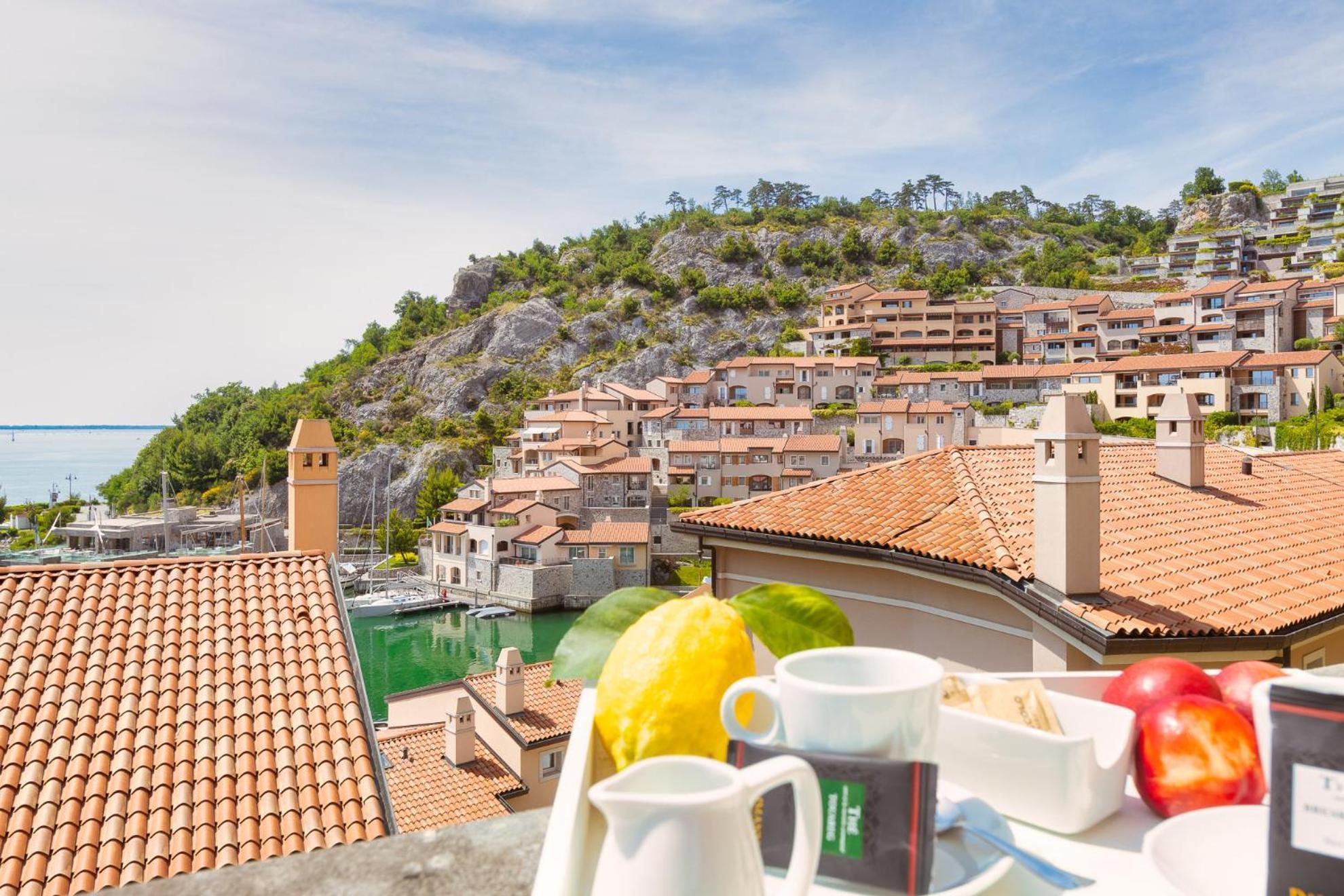 Portopiccolo Apartments Sistiana Bagian luar foto