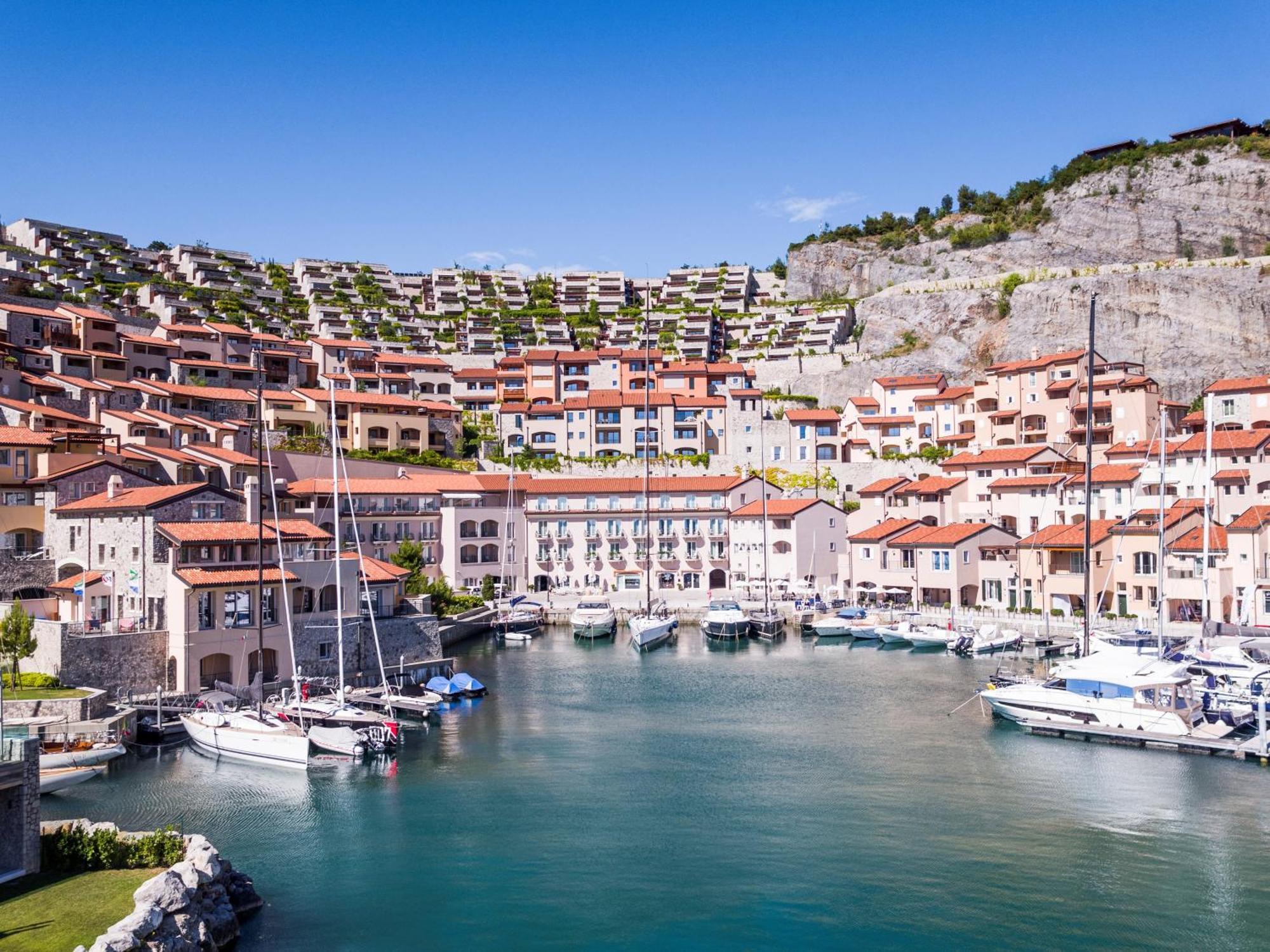 Portopiccolo Apartments Sistiana Bagian luar foto