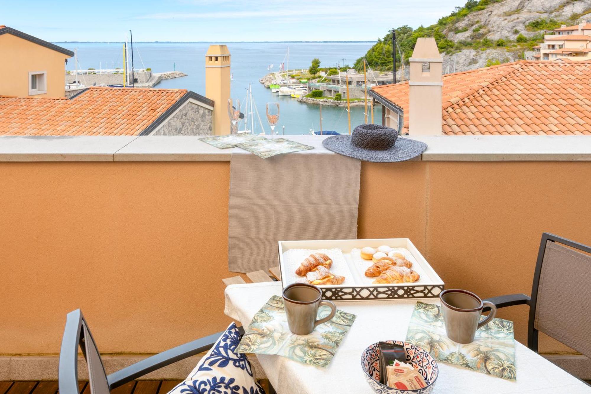 Portopiccolo Apartments Sistiana Bagian luar foto